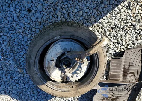 2021 Porsche Macan Turbo z USA, uszkodzony, nr VIN WP1AF2A5XMLB60530